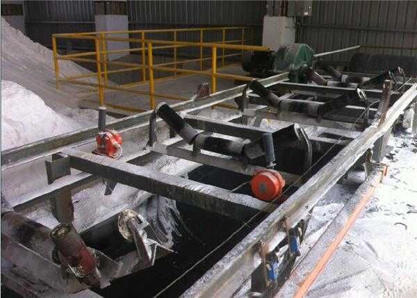55666.jpg FMDQK2-1530AB-W兩級跑偏開關締造精品防水跑偏開關生產